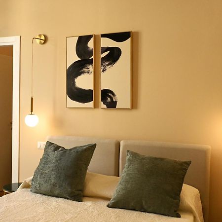 Bed and Breakfast Ta-49 Bed E Breakfast Napoli Esterno foto
