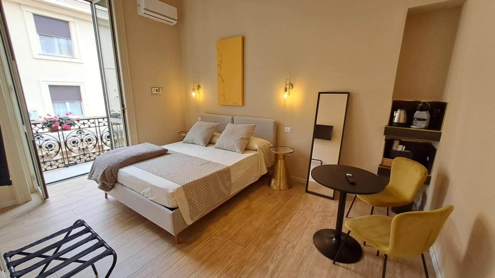 Bed and Breakfast Ta-49 Bed E Breakfast Napoli Esterno foto
