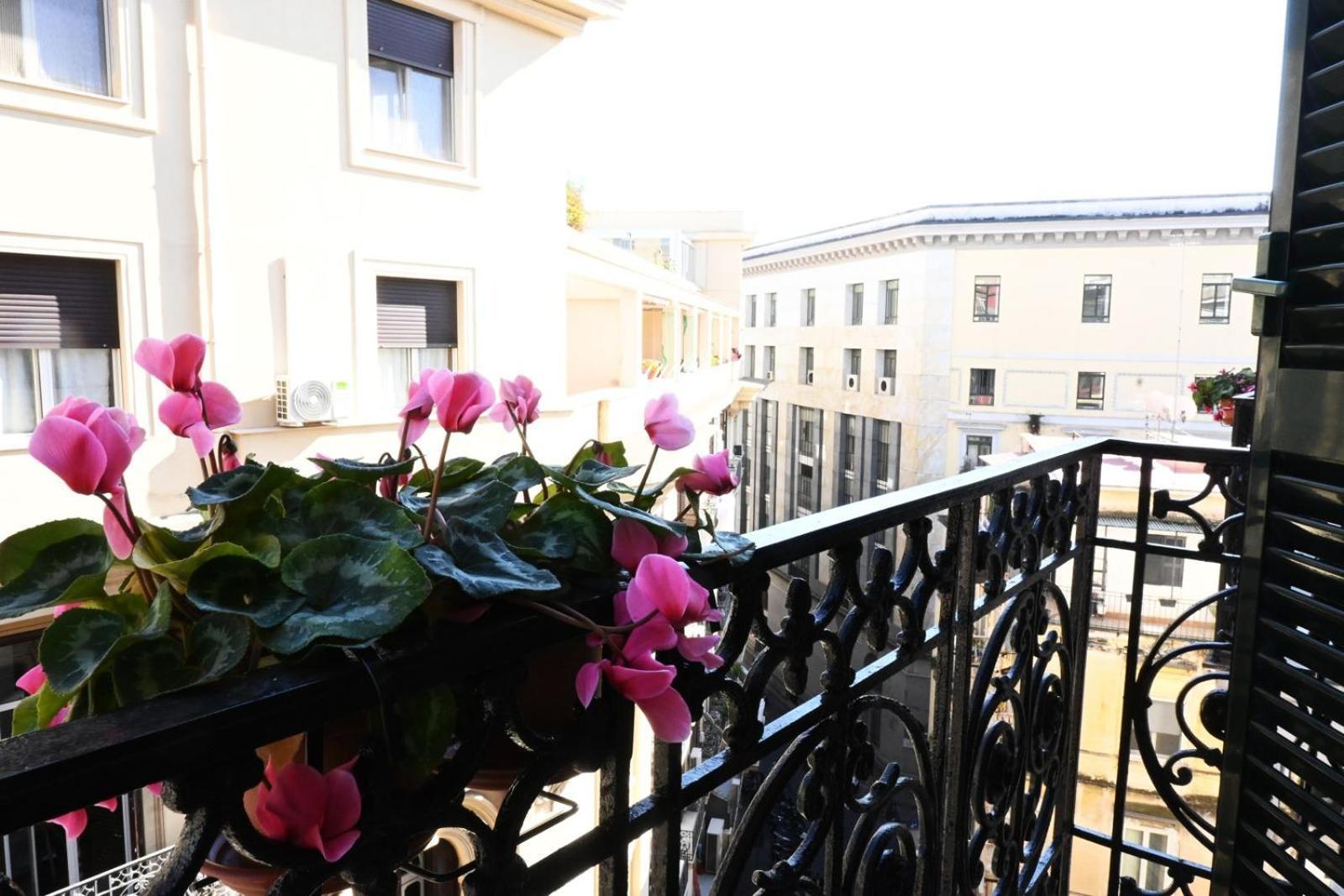 Bed and Breakfast Ta-49 Bed E Breakfast Napoli Esterno foto