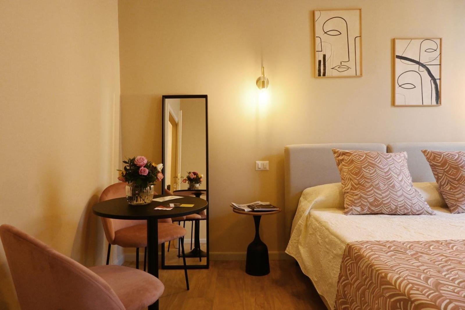 Bed and Breakfast Ta-49 Bed E Breakfast Napoli Esterno foto