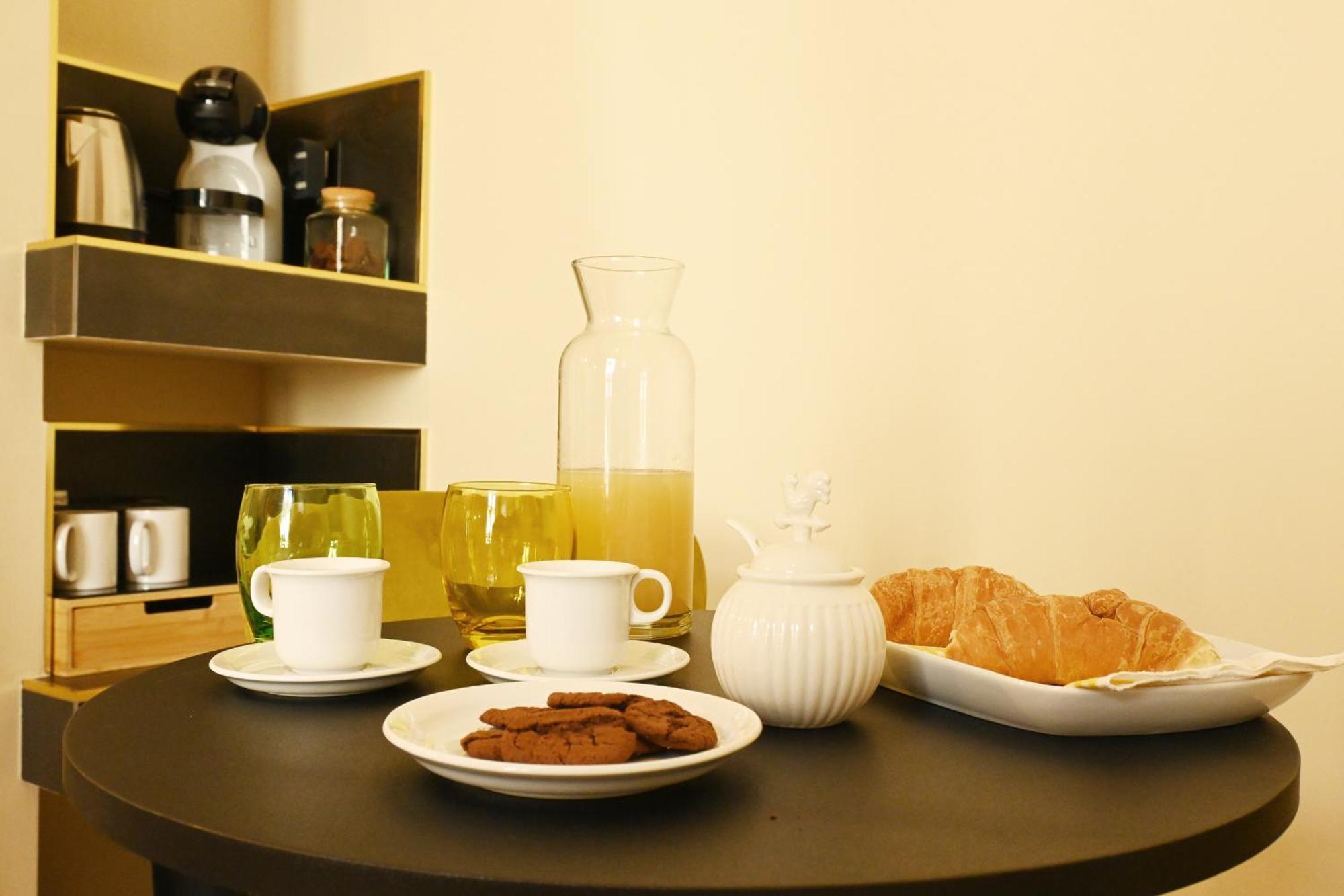 Bed and Breakfast Ta-49 Bed E Breakfast Napoli Esterno foto