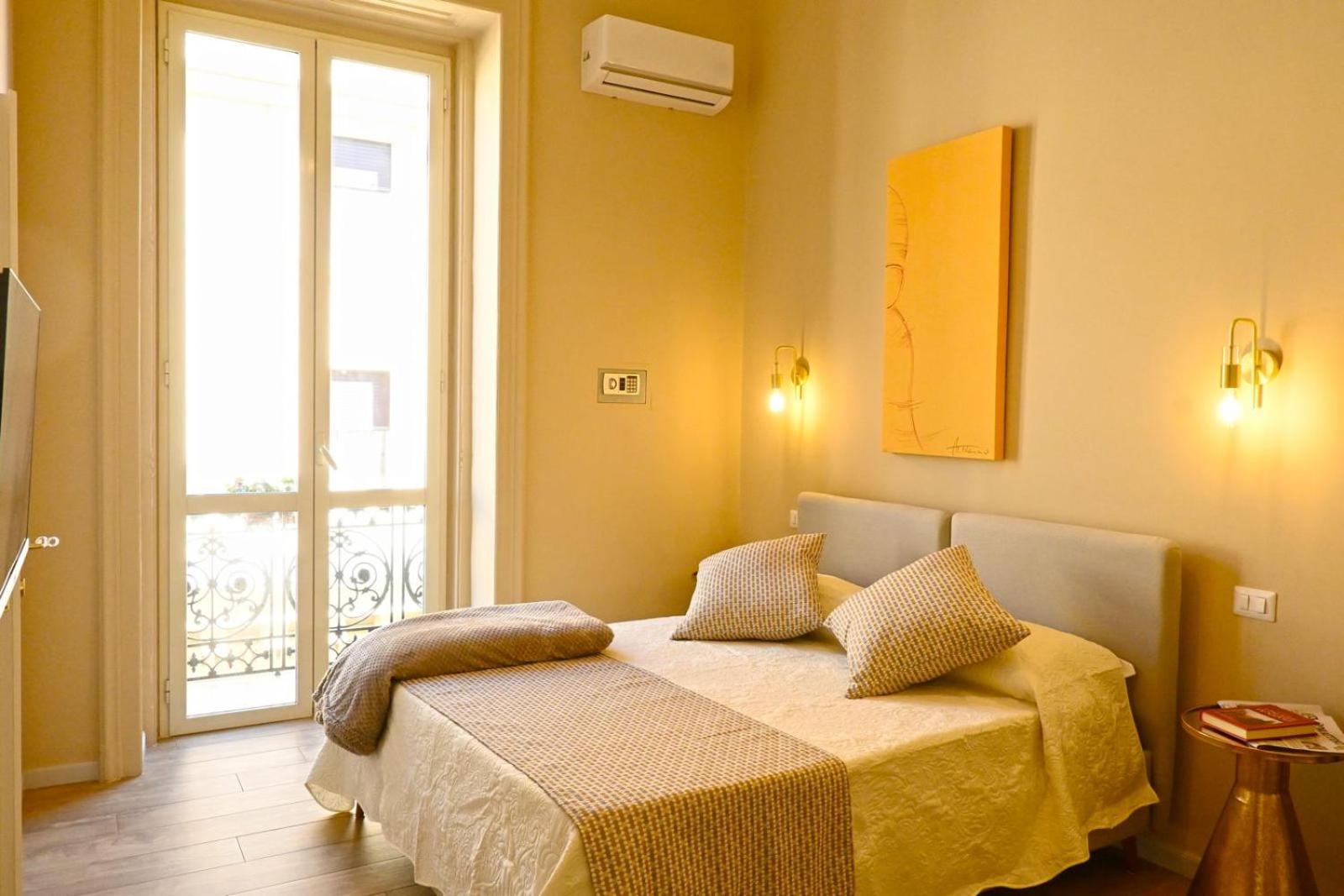 Bed and Breakfast Ta-49 Bed E Breakfast Napoli Esterno foto